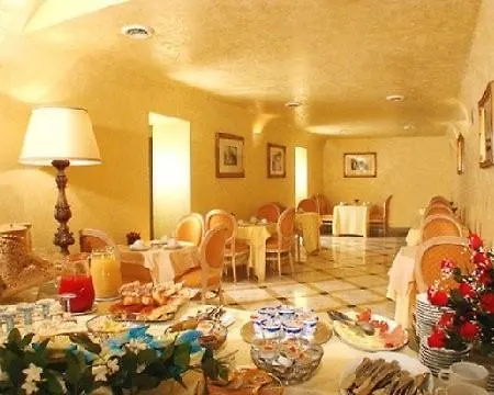 Champagne Palace 4* רומא