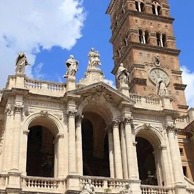 Champagne Palace 4*
