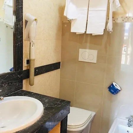 فندق Champagne Palace روما