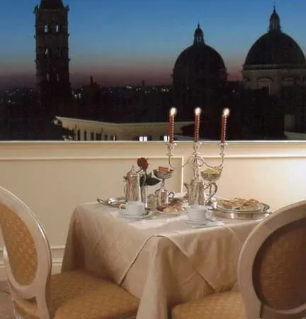 فندق Champagne Palace 4*