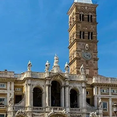 Champagne Palace روما