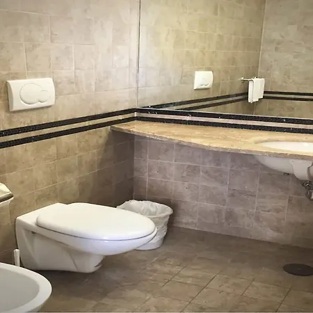 Champagne Palace Hotel