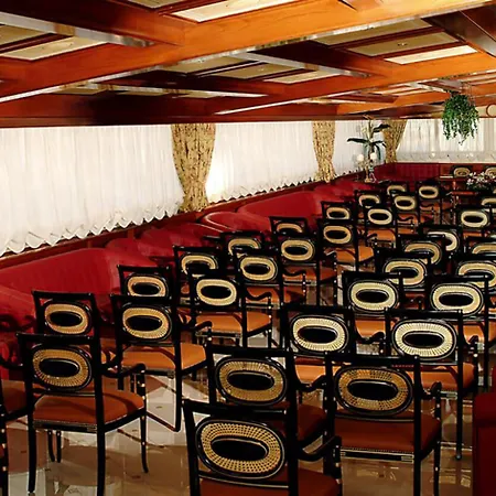Hotel Champagne Palace Řím