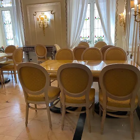 Champagne Palace