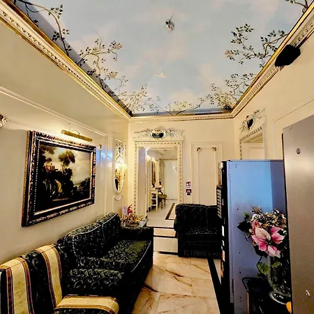 Champagne Palace 4* Řím