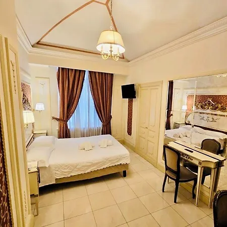 Champagne Palace