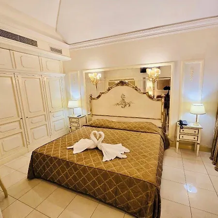 Champagne Palace 4* Rome