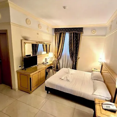 Hotel Champagne Palace Řím