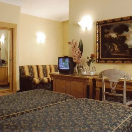 Hotel Champagne Palace