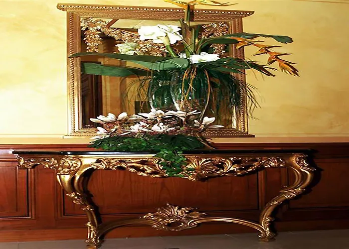 Champagne Palace Rome