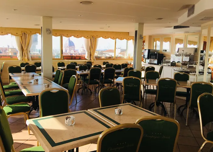 Champagne Palace 4* Rome
