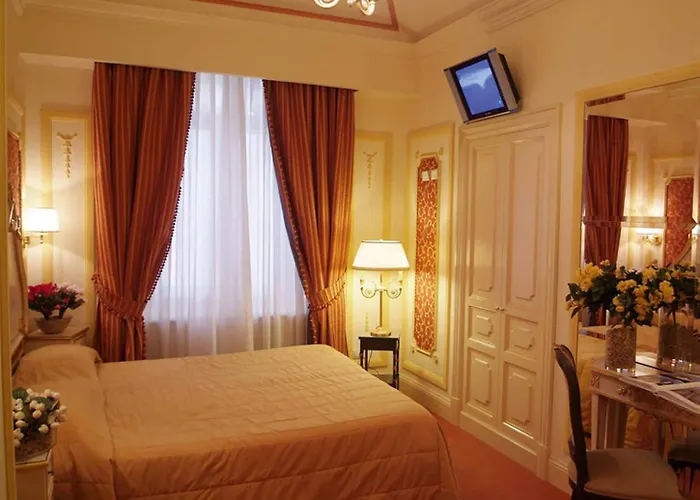 Champagne Palace Hotel