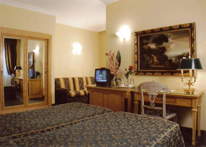 Hotel Champagne Palace 4*
