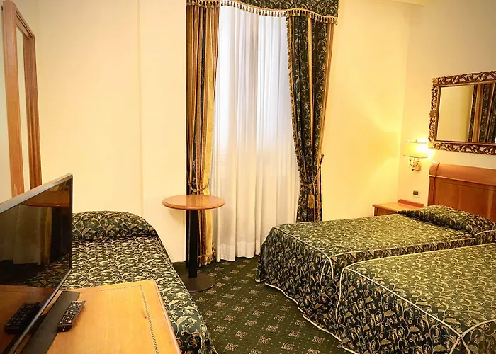 Hotel Champagne Palace