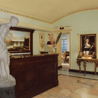 Hotel Champagne Palace 4*