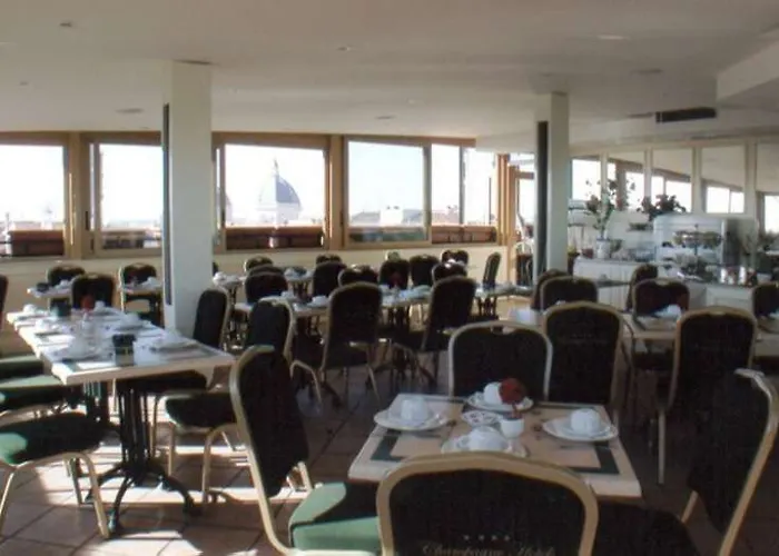 Champagne Palace Hotel